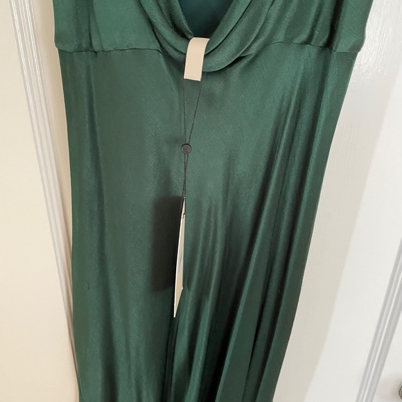 Bec + Bridge Silky Emerald Dress - Picture 4 of 4
